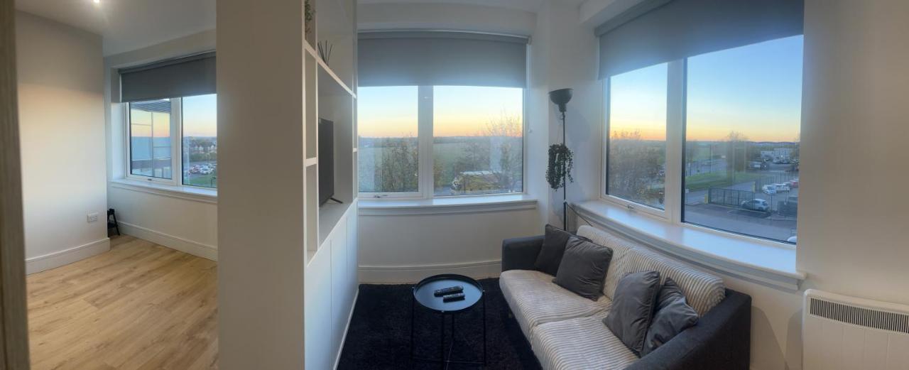 Aeropartment & Aerotel, London Heathrow Airport, Terminal 4, Ev Stations & Cheap Parking On Site! Hillingdon Dış mekan fotoğraf