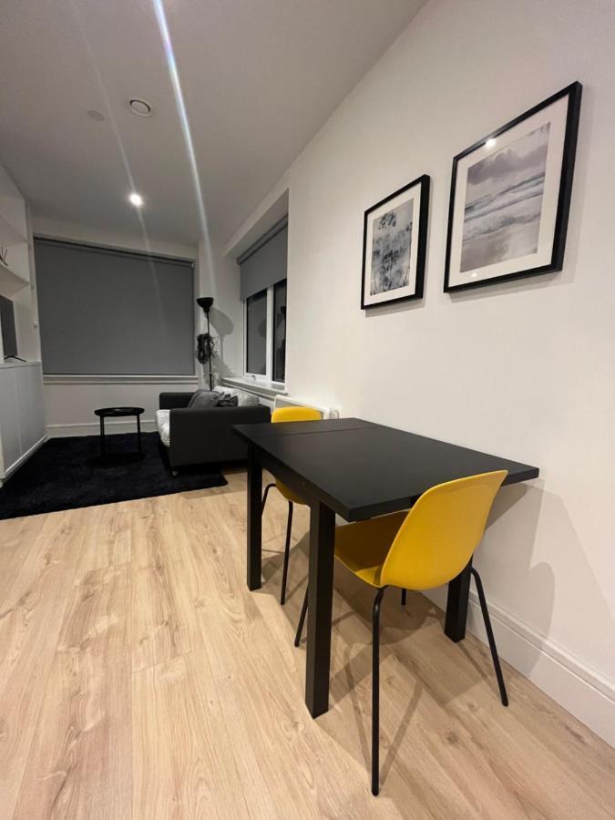Aeropartment & Aerotel, London Heathrow Airport, Terminal 4, Ev Stations & Cheap Parking On Site! Hillingdon Dış mekan fotoğraf